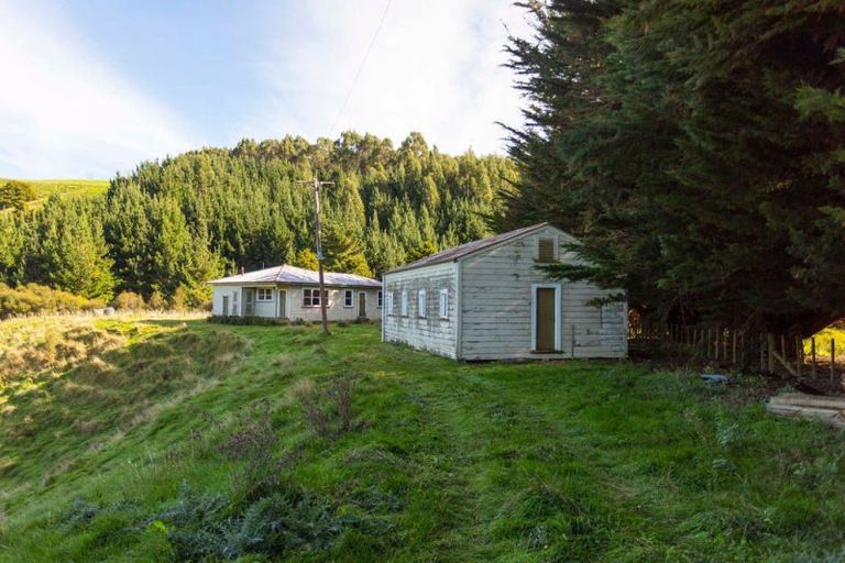 Photo of property in 496 Pukeatua Road, Dannevirke, 4975
