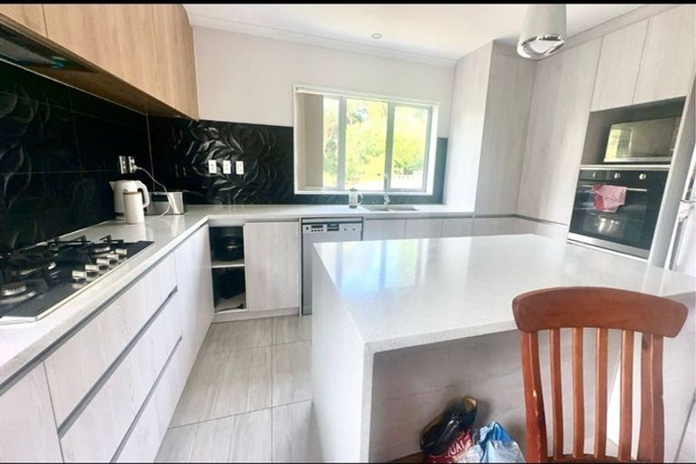 Photo of property in 10b Malte Brun Place, Papatoetoe, Auckland, 2025