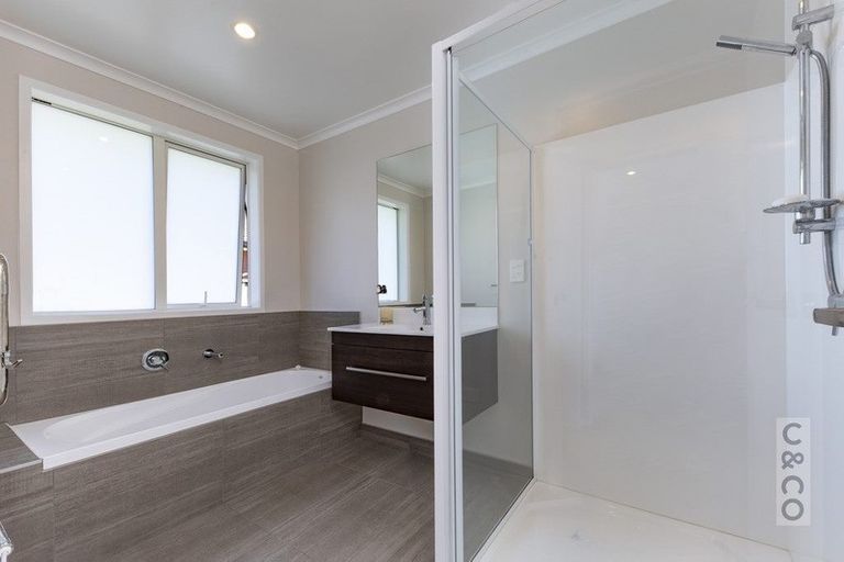 Photo of property in 7 Orchard Terrace, Riverhead, 0820