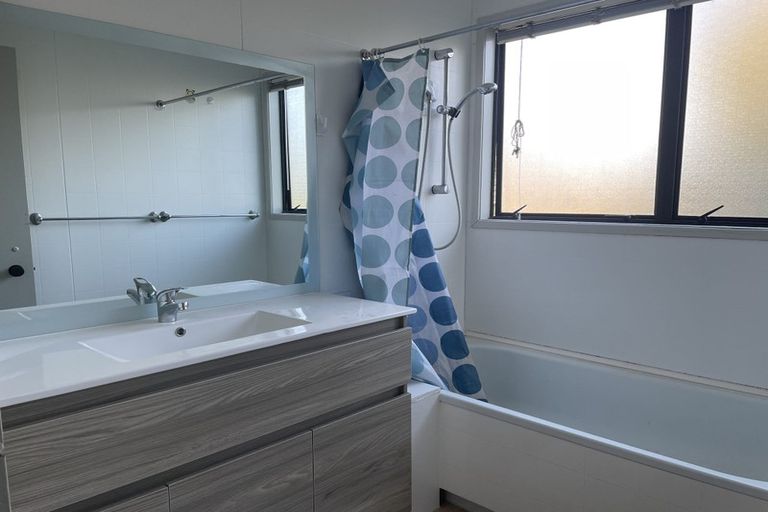 Photo of property in 5 Bradley Place, Lynmore, Rotorua, 3010