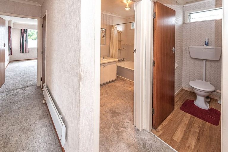 Photo of property in 3/5 Saint Leonard Street, Saint Johns Hill, Whanganui, 4501