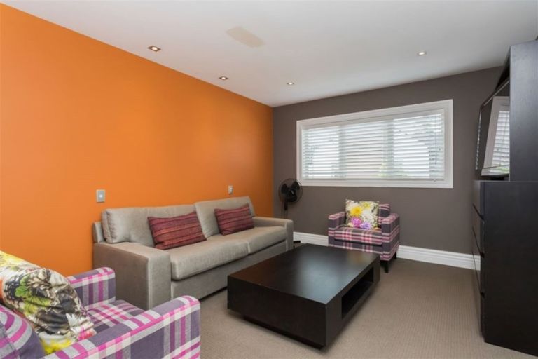 Photo of property in 54 Idris Road, Fendalton, Christchurch, 8052