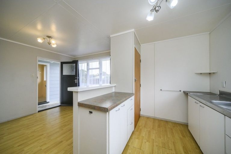 Photo of property in 79 Robinson Crescent, Westbrook, Palmerston North, 4412