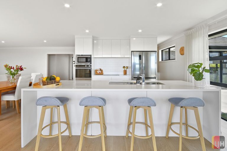 Photo of property in 6 Calcutta Road, Pukekohe, 2120