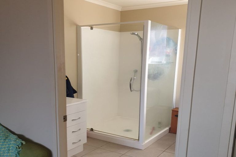 Photo of property in 58 Colombo Road, Waiuku, 2123