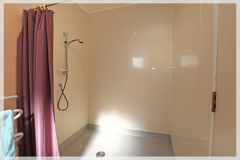 Photo of property in 23 Cook Street, Foxton, 4814