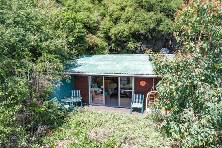 Photo of property in 19 Hempleman Drive, Akaroa, 7520