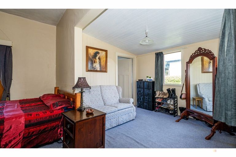 Photo of property in 64 Belt Street, Waimate, 7924