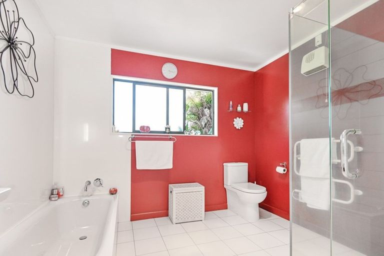 Photo of property in 96 Thompson Road, Twyford, Hastings, 4175