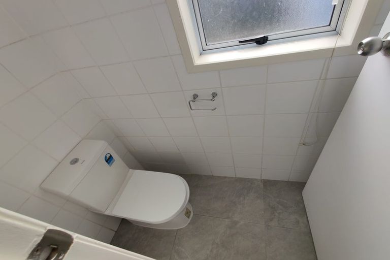 Photo of property in 68 Willis Road, Papakura, 2110