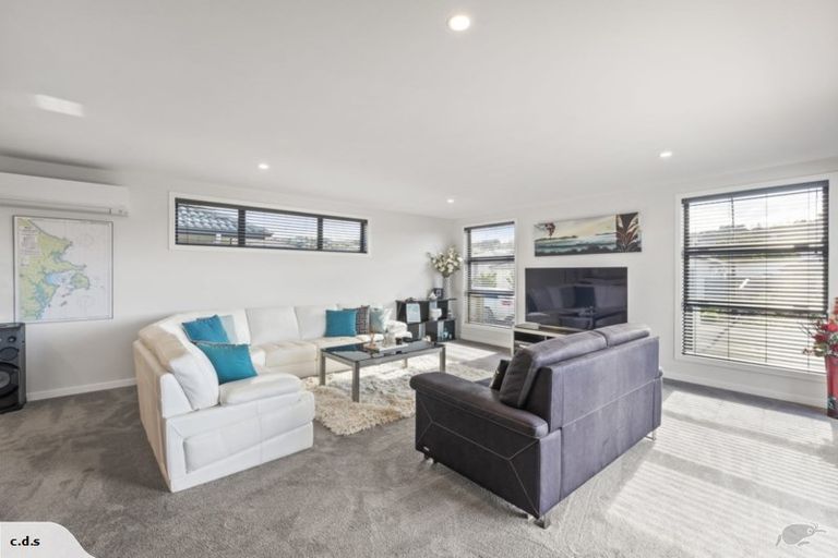 Photo of property in 15 Trevally Place, Snells Beach, 0920