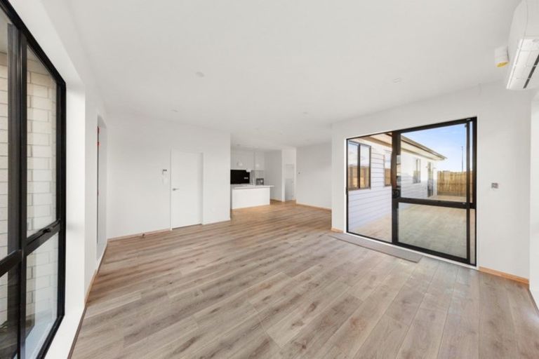 Photo of property in 10 Whakapono Road, Pukekohe, 2120