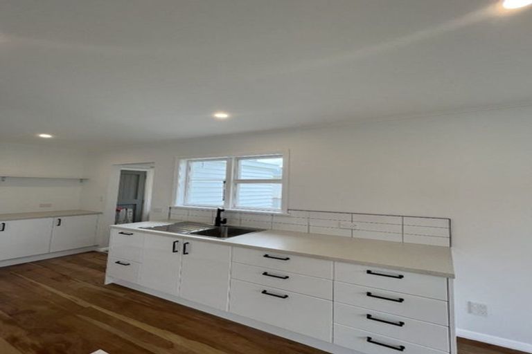 Photo of property in 72 Westminster Road, Wainuiomata, Lower Hutt, 5014