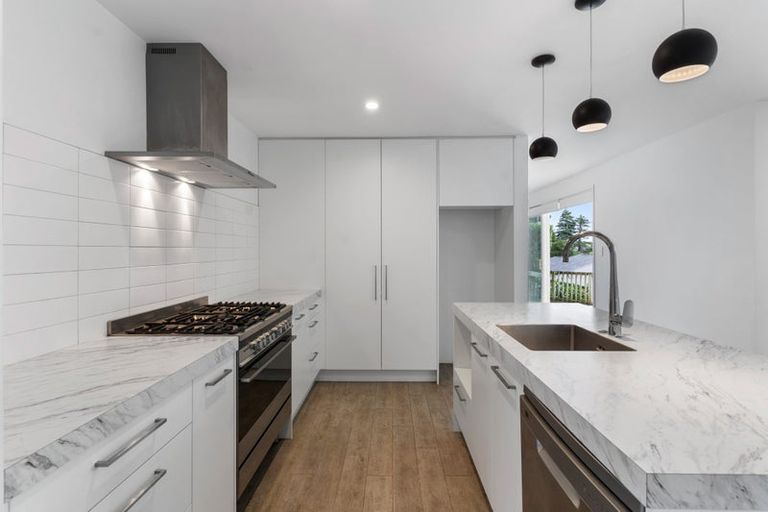 Photo of property in 70b Prospect Terrace, Pukekohe, 2120