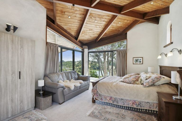 Photo of property in 90 Cedar Terrace, Stanmore Bay, Whangaparaoa, 0932