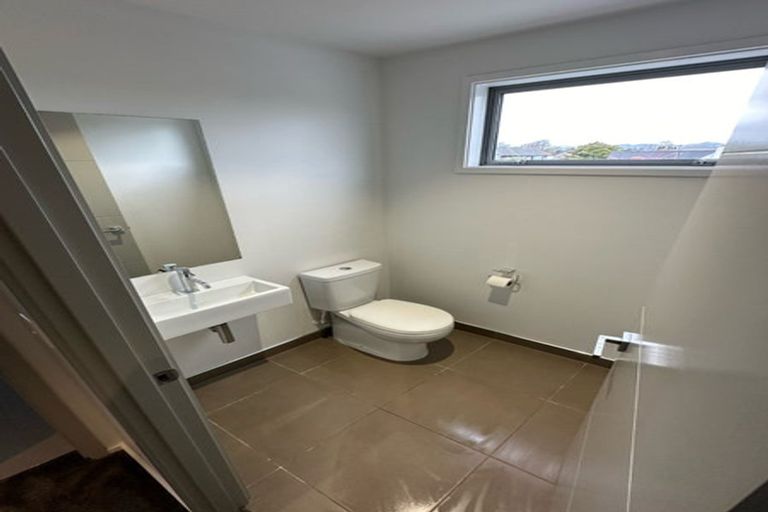 Photo of property in 18 Bryndwr Road, Fendalton, Christchurch, 8052