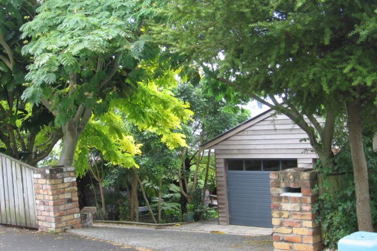 Photo of property in 10 Convamore Lane, Mount Wellington, Auckland, 1060