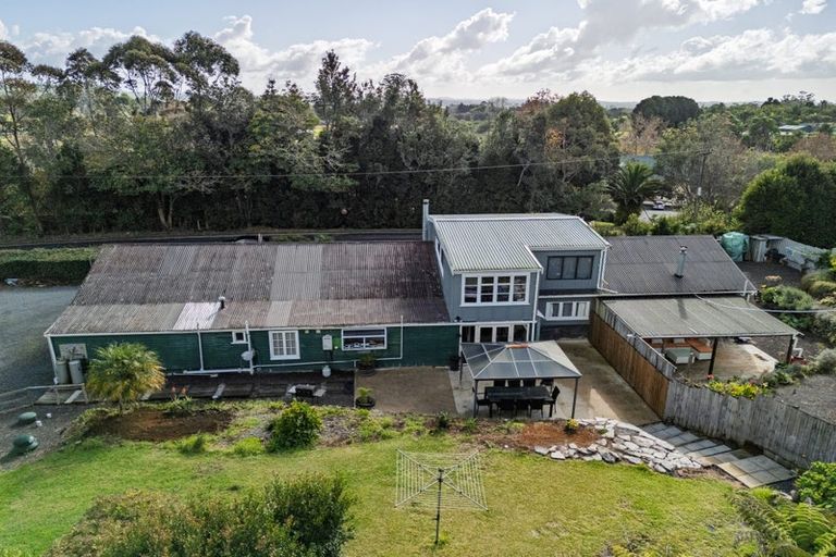 Photo of property in 61 Wiroa Road, Kerikeri, 0293
