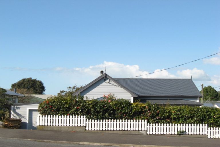 Photo of property in 19 Beach Street, Fitzroy, New Plymouth, 4312