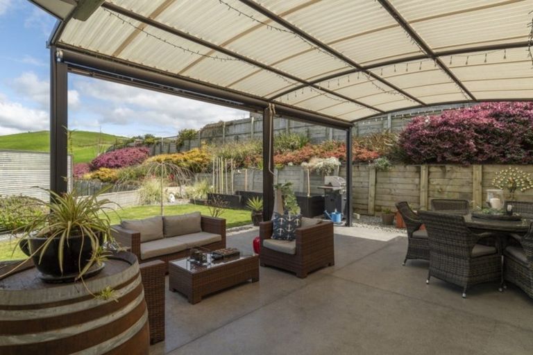 Photo of property in Waterview Estate, 6/4 Greystone Place, Omokoroa, 3114