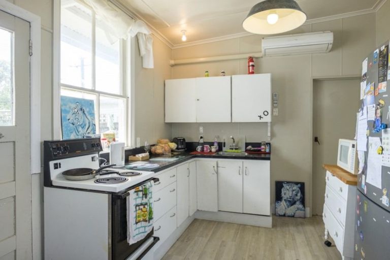 Photo of property in 49 Douglas Street, Saint Kilda, Dunedin, 9012