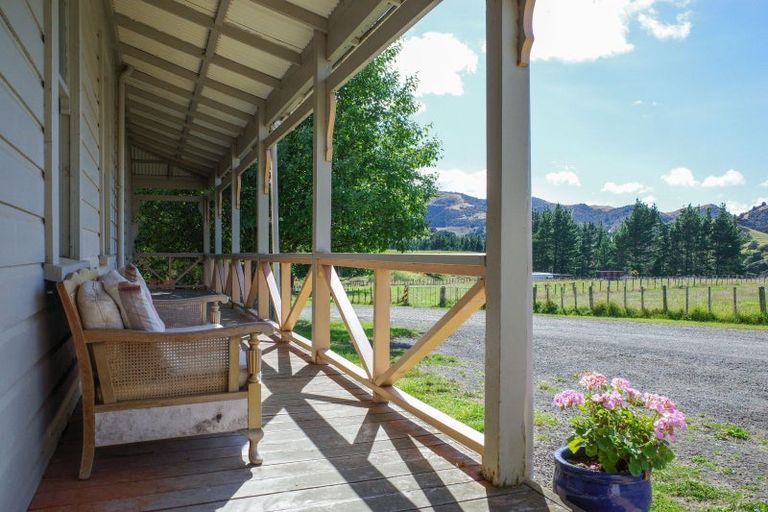 Photo of property in 3345 Weber Road, Weber, Dannevirke, 4970