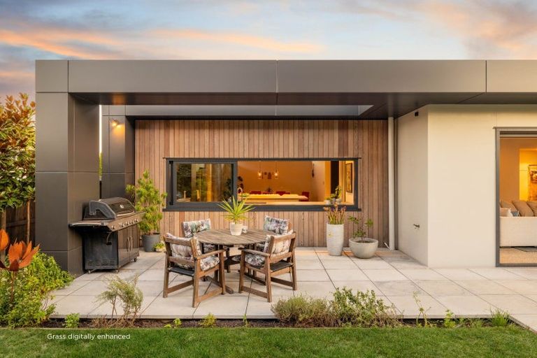 Photo of property in 107 Hawthorne Street, Strowan, Christchurch, 8052