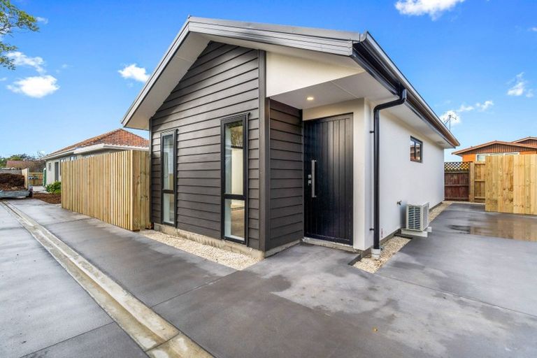 Photo of property in 3/21 Quinns Road, Shirley, Christchurch, 8013