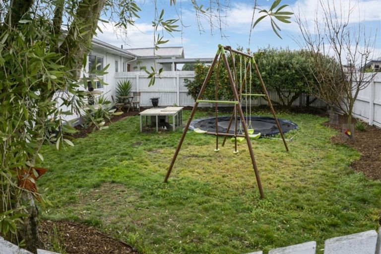 Photo of property in 1/9 Cobham Crescent, Stoke, Nelson, 7011