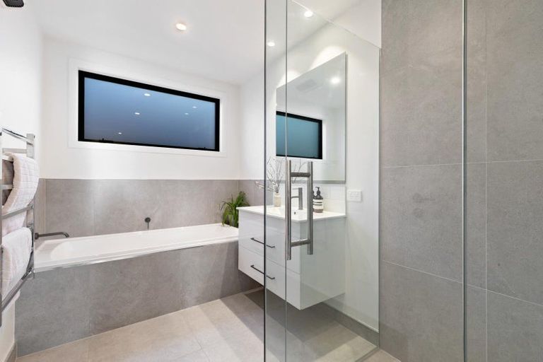 Photo of property in 1 Bellamore Street, Lake Hayes, Queenstown, 9304