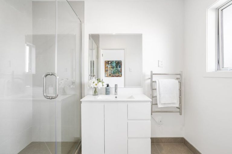 Photo of property in 36 Weldene Avenue, Glenfield, Auckland, 0629