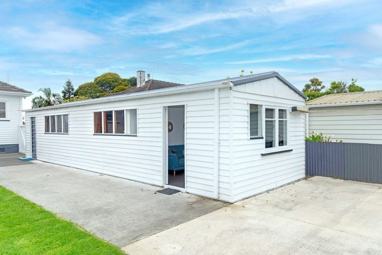Photo of property in 177 Roebuck Road, Gisborne, 4010