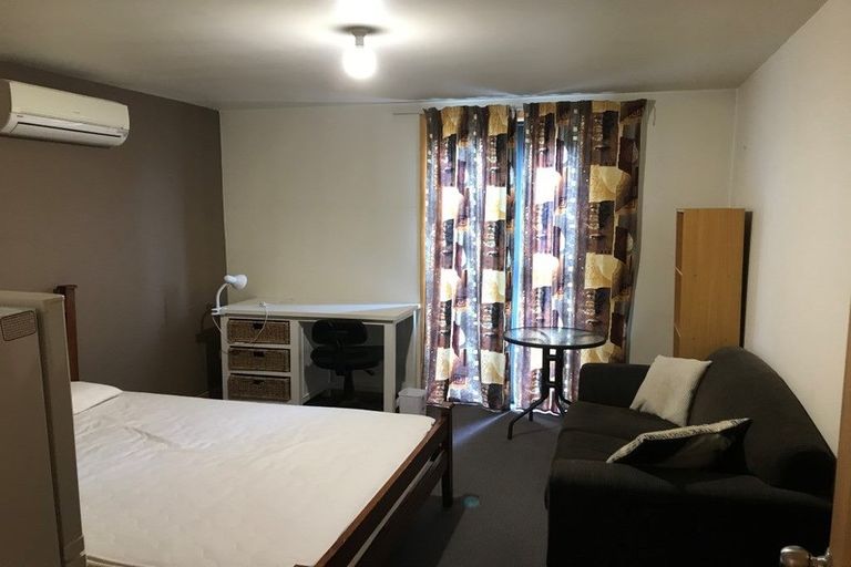 Photo of property in 47 Park Street, North Dunedin, Dunedin, 9016