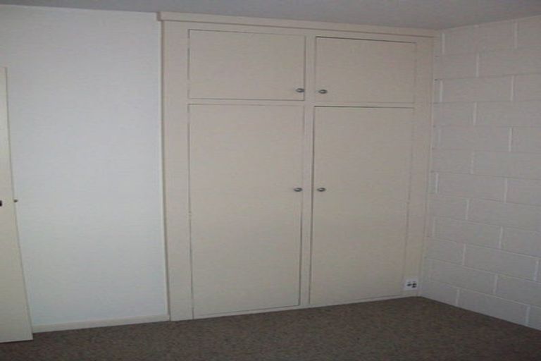 Photo of property in 2/61 Brockworth Place, Riccarton, Christchurch, 8011