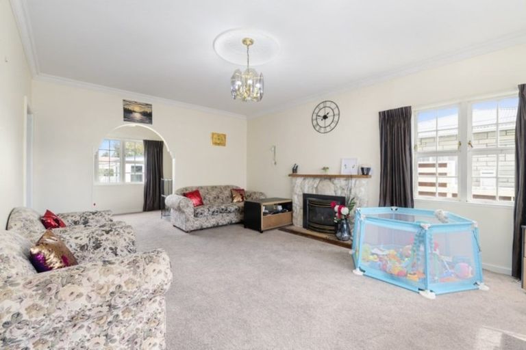 Photo of property in 8 Meadows Avenue, Waiwhetu, Lower Hutt, 5010
