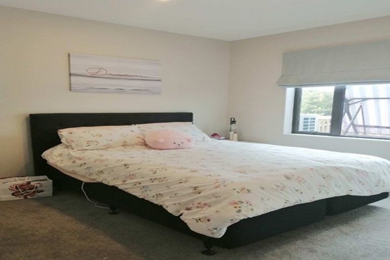 Photo of property in 150 Greenhithe Road, Greenhithe, Auckland, 0632