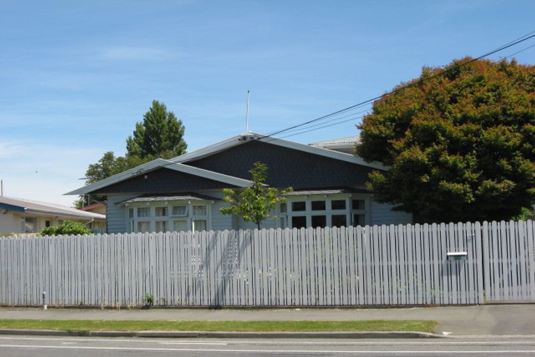 Photo of property in 127 Hills Road, Edgeware, Christchurch, 8013