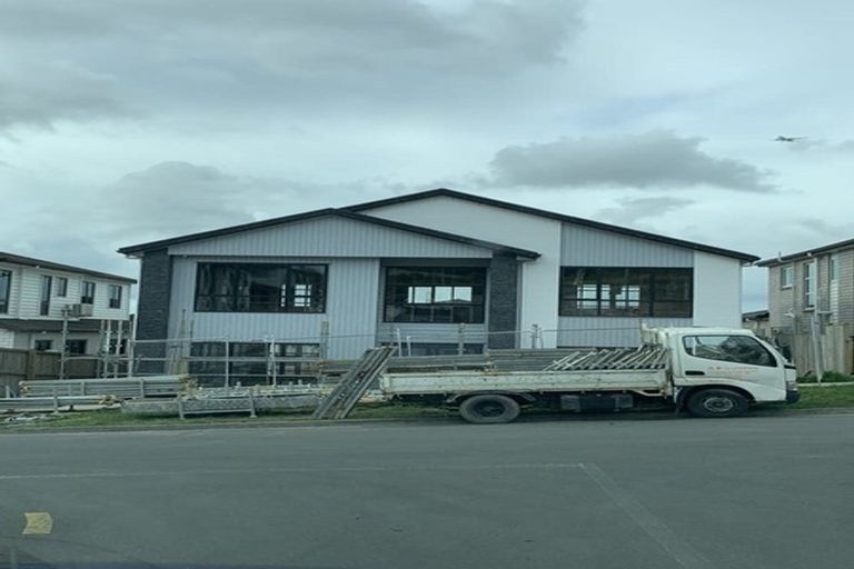 Photo of property in 34 Lime Hill Rise, Flat Bush, Auckland, 2019