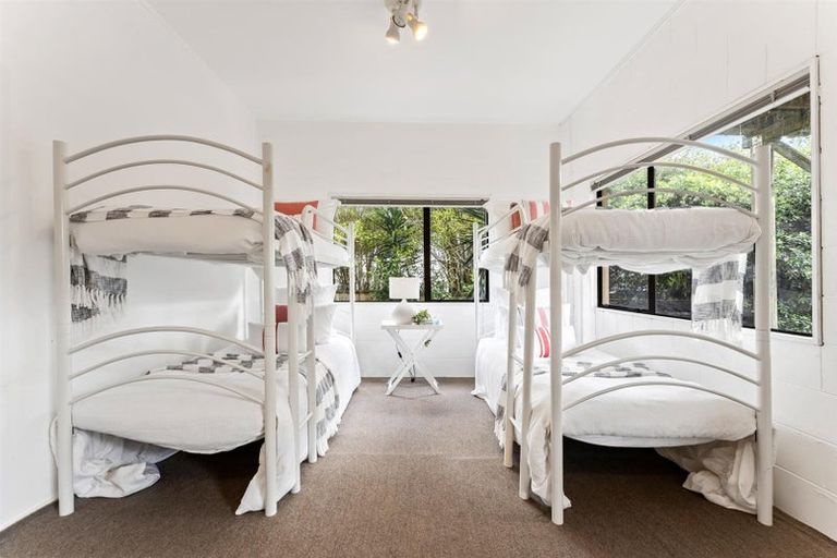 Photo of property in 17 Caroline Heights, Omaha, 0986