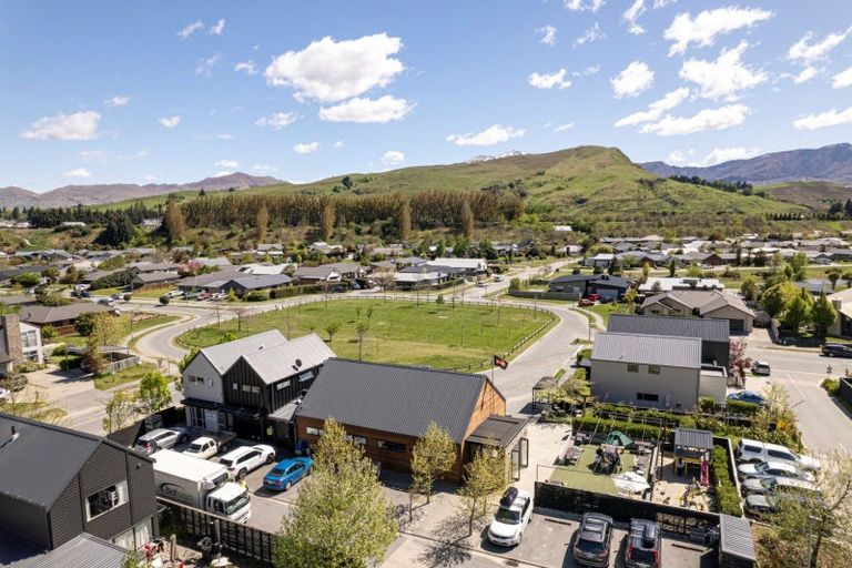 Photo of property in 1 Onslow Road, Lake Hayes, Queenstown, 9304