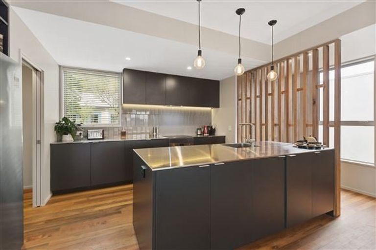 Photo of property in 474a Manchester Street, St Albans, Christchurch, 8014