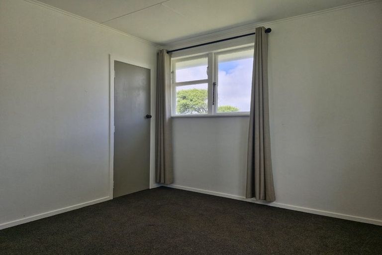 Photo of property in 80 Wrantage Street, Westown, New Plymouth, 4310
