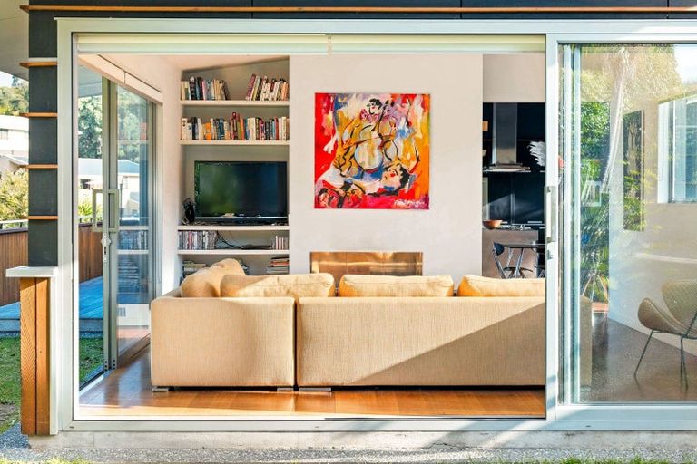 Photo of property in 107 Russell Bruce Place, Onemana, Whangamata, 3691