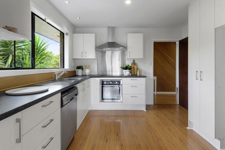 Photo of property in 5 Noble Place, Halswell, Christchurch, 8025