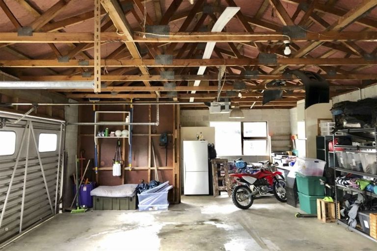 Photo of property in 19 Banks Street, Richmond, Invercargill, 9810