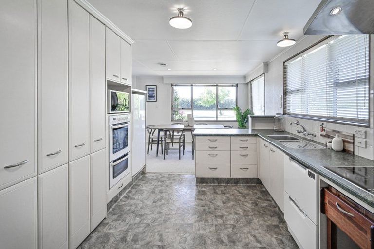 Photo of property in 15 Flaxmere Avenue, Flaxmere, Hastings, 4120