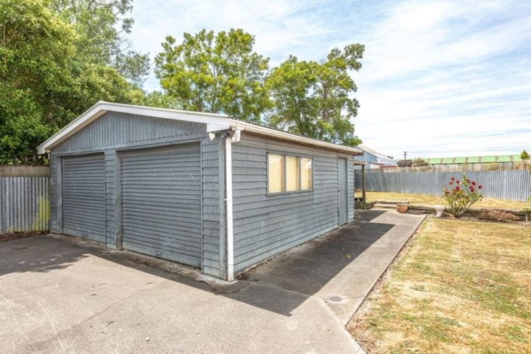 Photo of property in 25 Alexandra Street, Marton, 4710