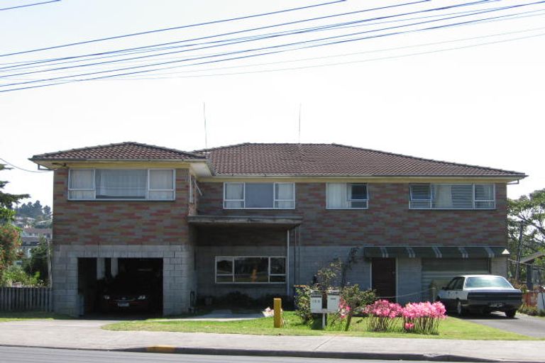 Photo of property in 2/169 Carlisle Road, Northcross, Auckland, 0632