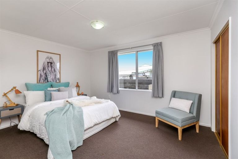 Photo of property in 4 Villa Place, Bell Block, New Plymouth, 4312