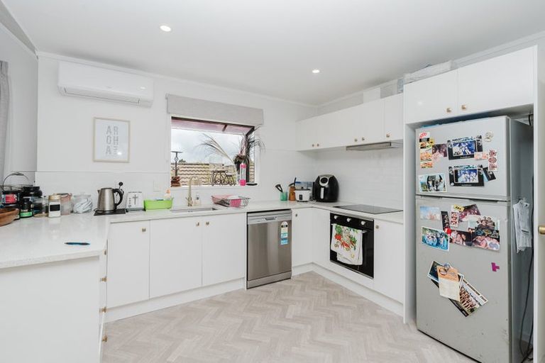 Photo of property in 4 Leyton Place, Nawton, Hamilton, 3200